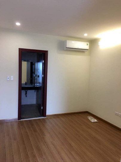 Cho Thuê Căn Hộ Home City 3PN Nội Thất Cơ Bản Giá 16 Triệu/Tháng
